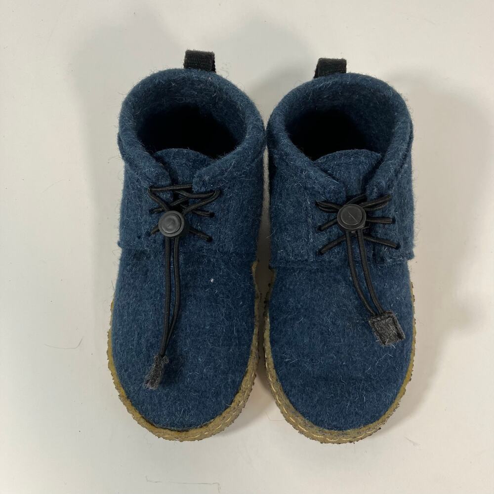 Kyrgies Kids Tengries Walkabouts Felted Wool Outdoor Shoes Ankle Booties Navy — image 6 of 8